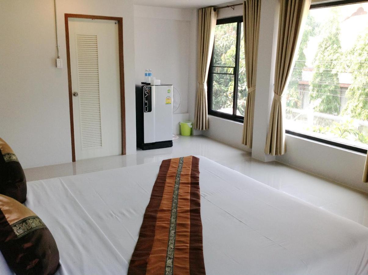 City Ratsada Lampang Quarto foto